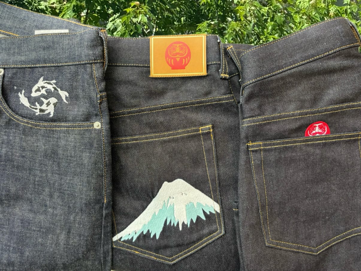 Finishing the jeans with real tools