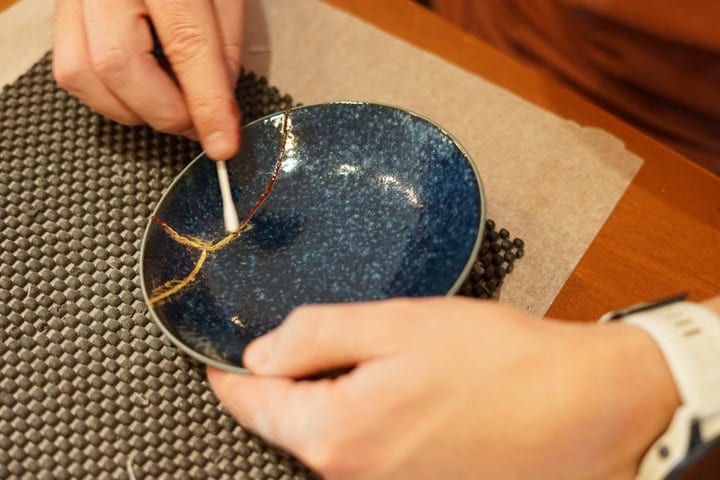 Kintsugi golden joinery in progress